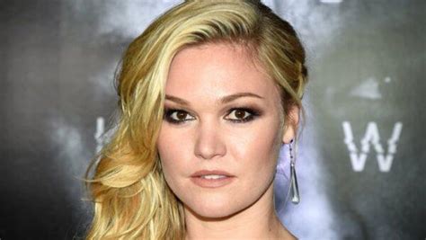 Julia Stiles Reveals Wonderful Yet Sad Keepsake From 10